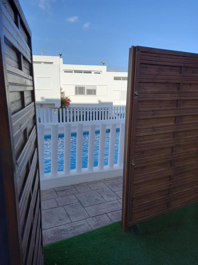 A Levante Conil- Solo Familias Y Parejas Conil De La Frontera Extérieur photo